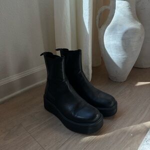 Vagabond Tara Boots
